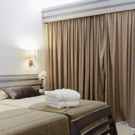 Hotel Nova Cruz 4*