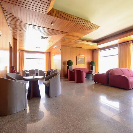 Nova Cruz 4*